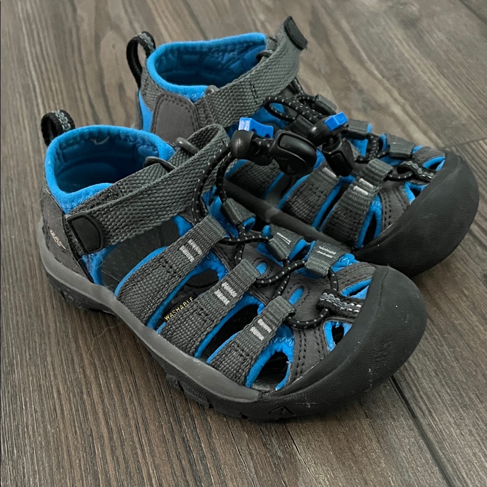 KEEN Kids Sandals - Size 10